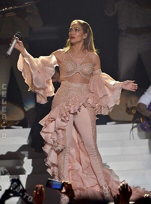 Jennifer Lopez Nude Leaked Photo #292