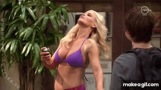 Jenny McCarthy Nude Leaked Photo #10