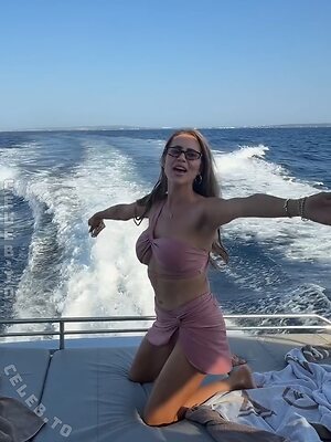 Jessica Paszka Nude Leaked Photo #441