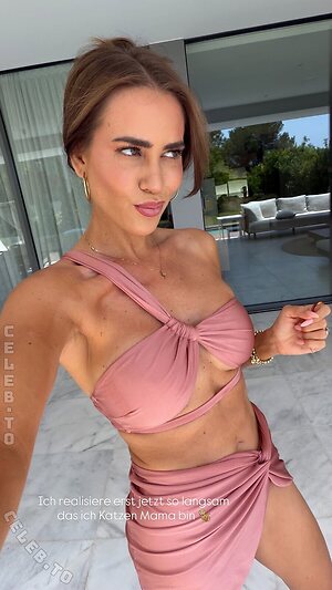 Jessica Paszka Nude Leaked Photo #451