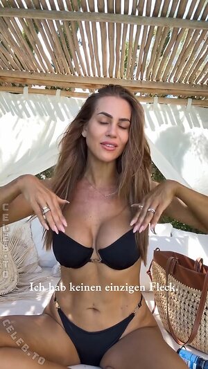 Jessica Paszka Nude Leaked Photo #592