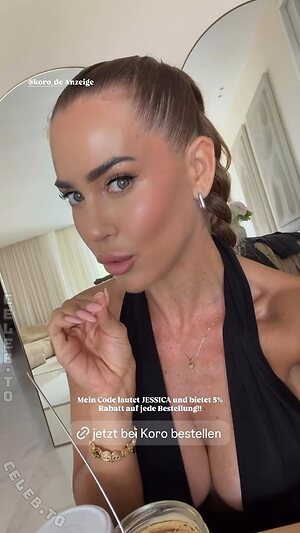 Jessica Paszka Nude Leaked Photo #700