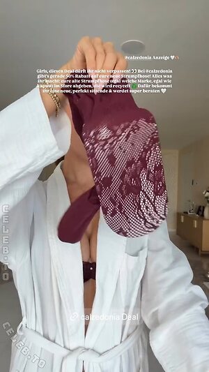 Jessica Paszka More Nude Photos