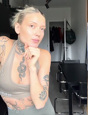 Jill Lange More Nude Photos