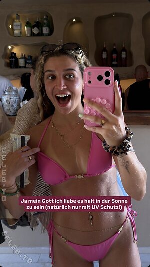 Joana Salamone Nude Leaked Photo #35