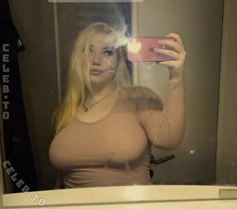 Joelle.boelk Nude Leaked Photo #8