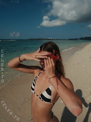 Johanna Martin Nude Leaked Photo #8