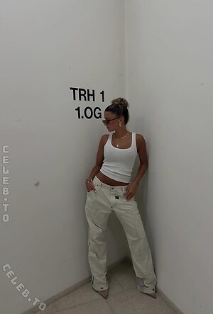 Josefine Scholl Nude Leaked Photo #10