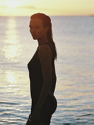 Josephine Skriver Nude Leaked Photo #177