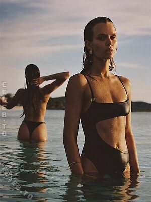 Josephine Skriver Nude Leaked Photo #181