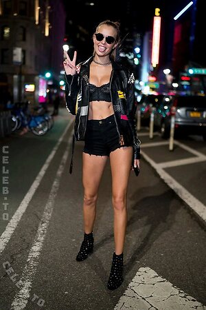 Josephine Skriver Nude Leaked Photo #273