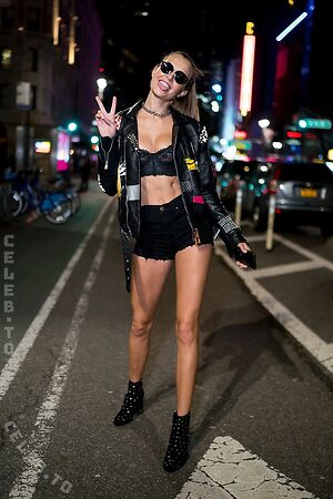 Josephine Skriver Nude Leaked Photo #274