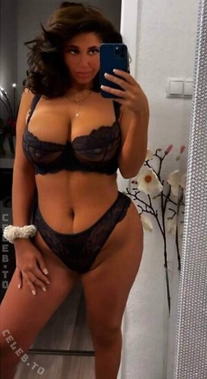 juicyanahita Nude Leaked Photo #11