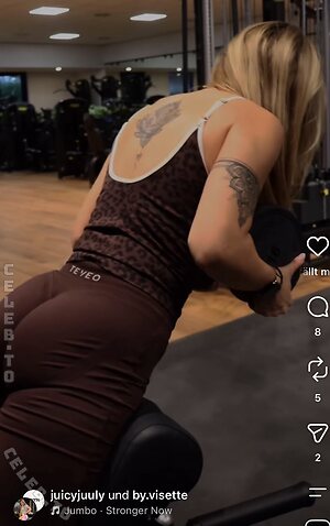 juicyjuuly photo