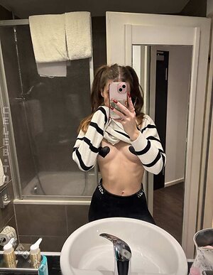 Julabe Nude Leaked Photo #27