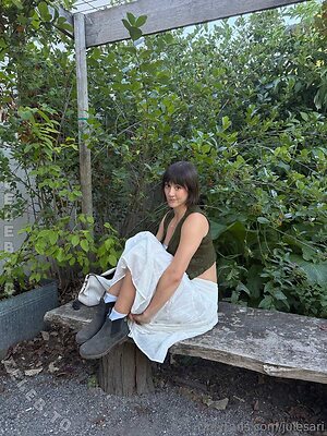 Julesari Nude Leaked Photo #704