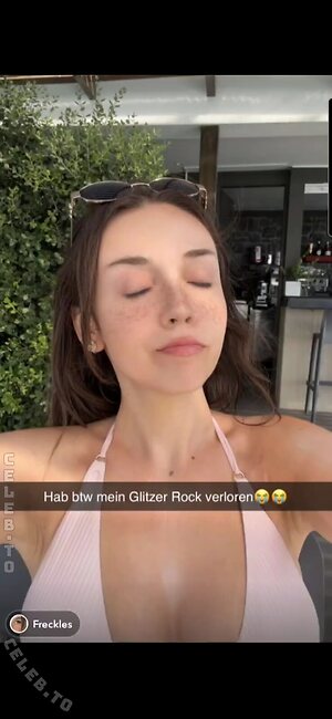 Julesboringlife photo