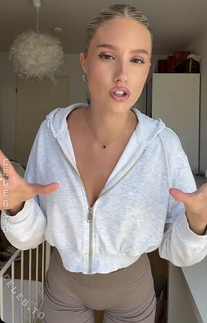 Julia Eumel Nude Leaked Photo #18