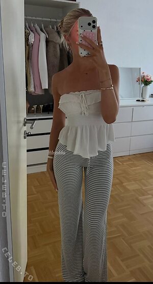 Julia Eumel Nude Leaked Photo #37