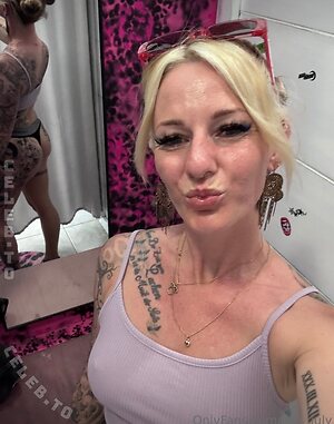 Julia Kern Nude Leaked Photo #123