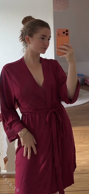 Julia Schulze Nude Leaked Photo #29