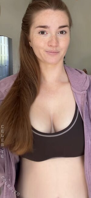 Julia Schulze Nude Leaked Photo #43