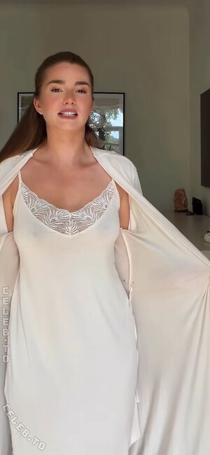 Julia Schulze Nude Leaked Photo #54