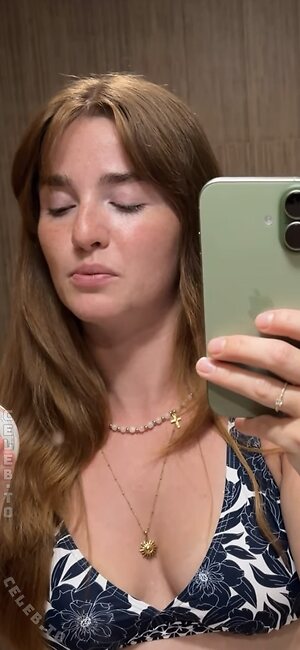 Julia Schulze Nude Leaked Photo #77