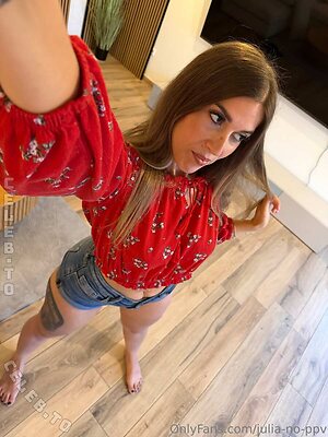 Julia Sophie Nude Leaked Photo #61