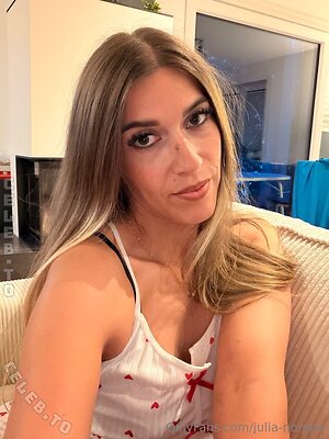 Julia Sophie Nude Leaked Photo #74