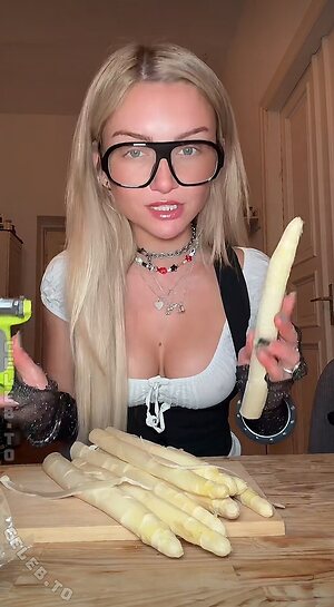 Julia Wulf Nude Leaked Photo #128