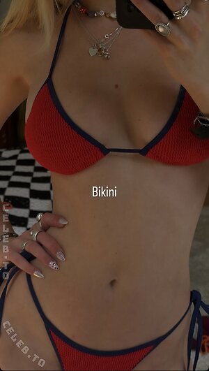 Julia Wulf Nude Leaked Photo #152
