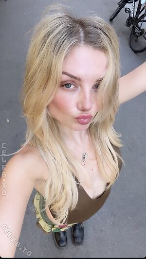 Julia Wulf Nude Leaked Photo #212