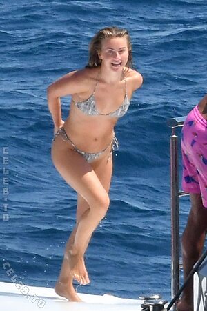 Julianne Hough Nude Leaked Photo #30