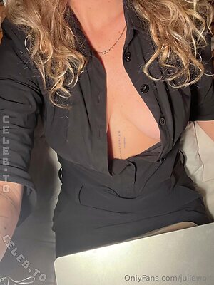 Julie Wolf Nude Leaked Photo #3