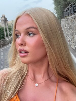juliii.fnk Nude Leaked Photo #37