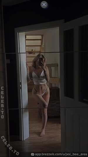 Jxsi_bee_ares Nude Leaked Photo #31