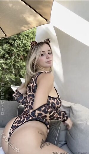 Kaitlyn Krems Nude Leaked Photo #44