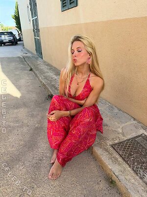 Kati.Ktr Nude Leaked Photo #52