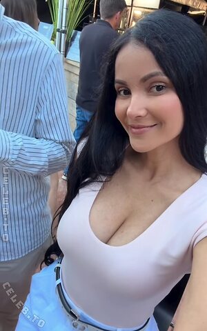 Kattia Vides Nude Leaked Photo #8
