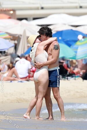 Katy Perry Nude Leaked Photo #136