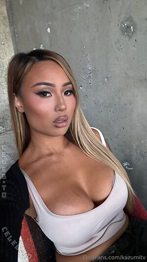 Kazumi Squirts photo