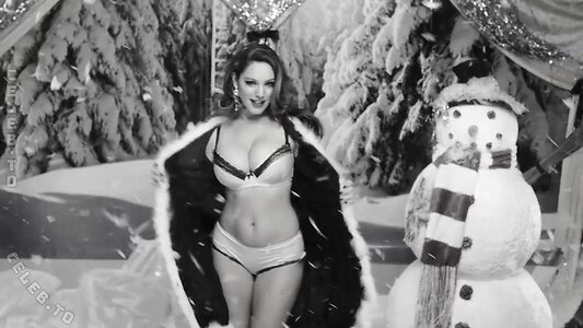 Kelly Brook Nude Leaked Photo #22