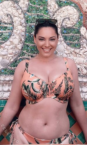 Kelly Brook Nude Leaked Photo #44