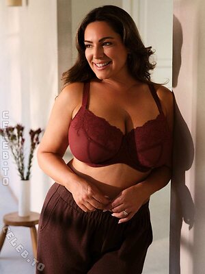 Kelly Brook Nude Leaked Photo #420