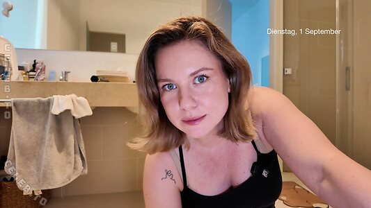 KellyMissesvlog Nude Leaked Photo #61