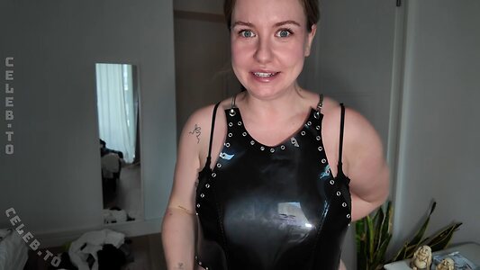 KellyMissesvlog Nude Leaked Photo #74