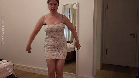Kelly Svirakova Nude Photos