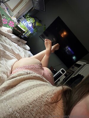 khaleesikitty Nude Leaked Photo #16