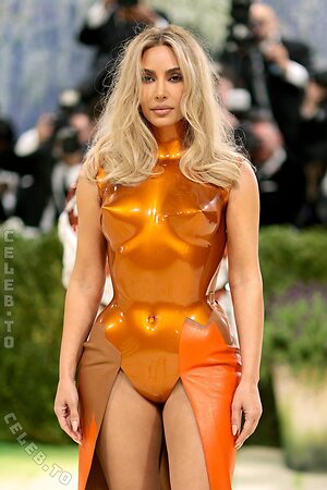 Kim Kardashian Nude Leaked Photo #114